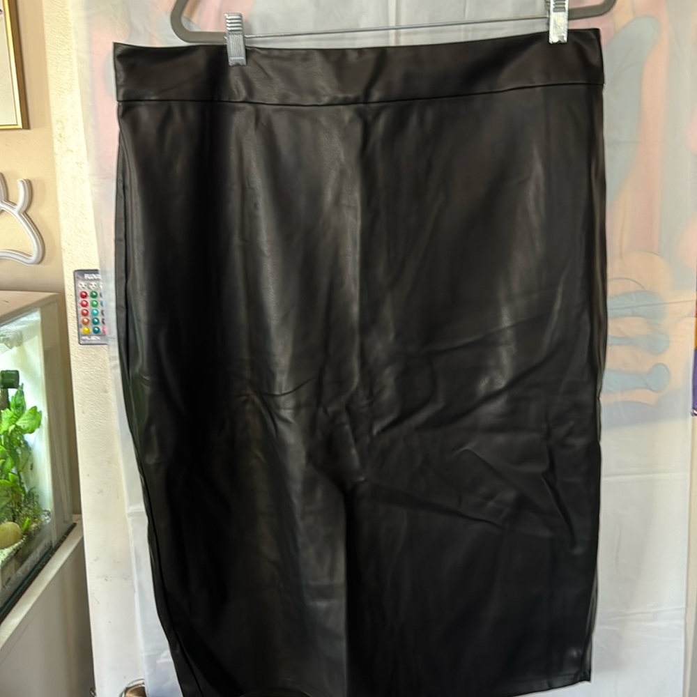 Sillaro faux leather skirt